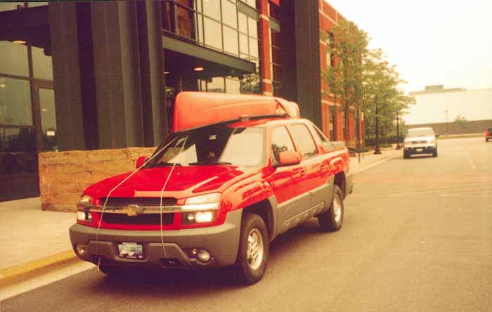 2-canoe-truck